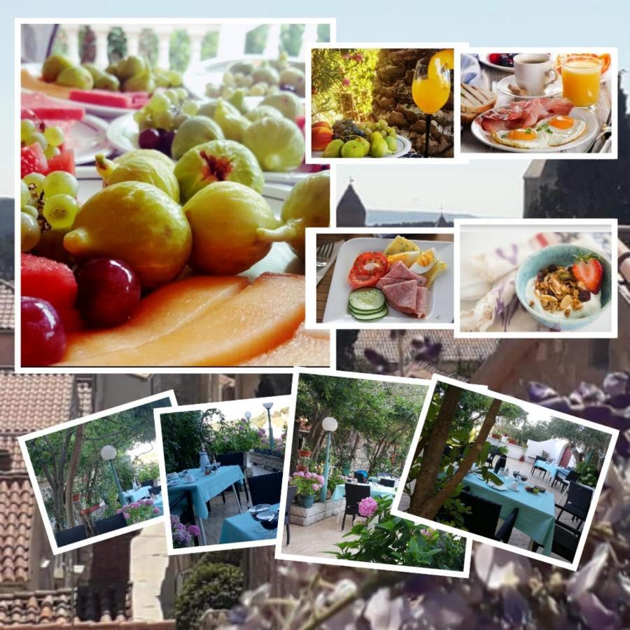 Riviera Rooms And Apartments Palit Esterno foto