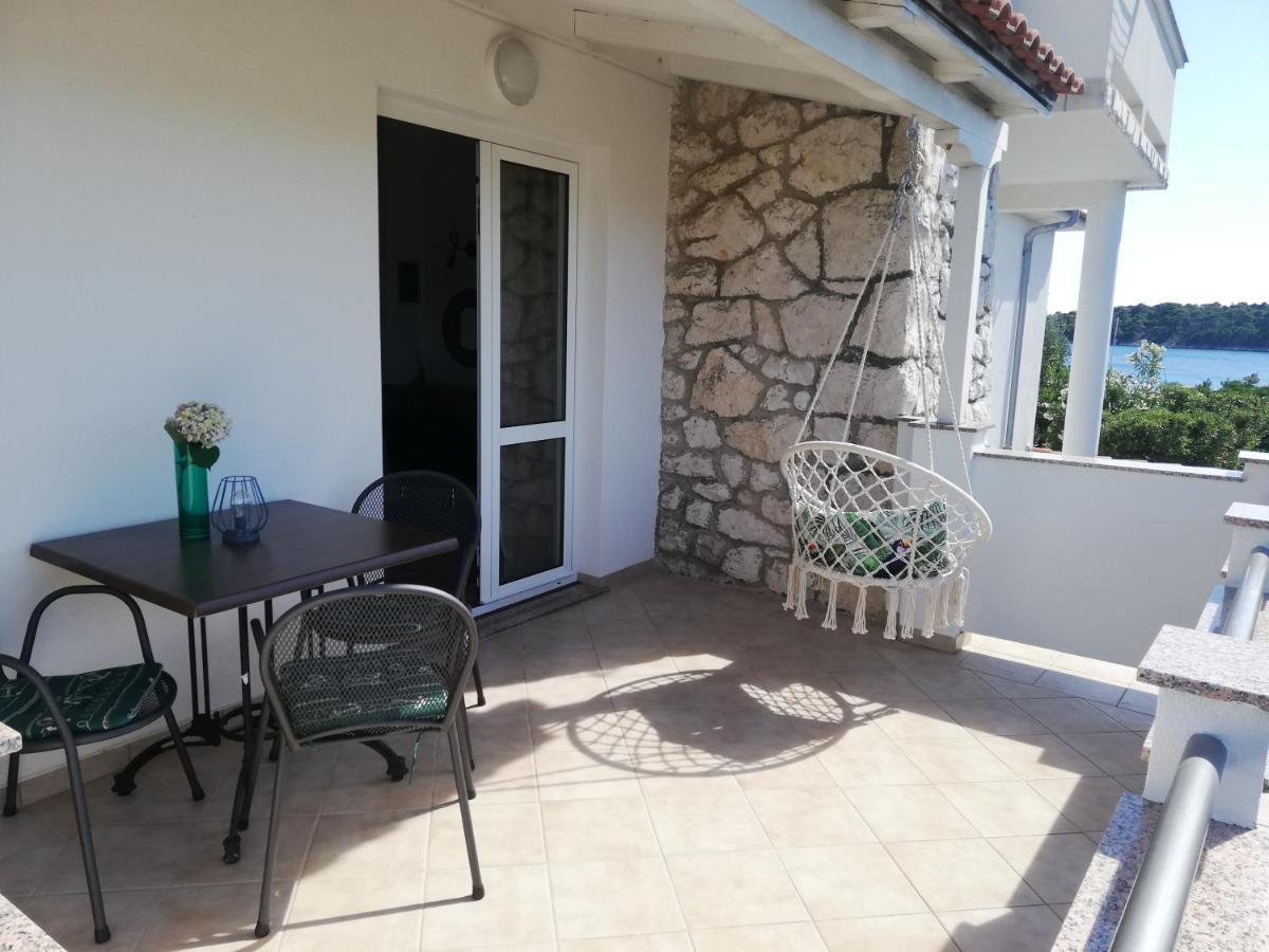 Riviera Rooms And Apartments Palit Esterno foto