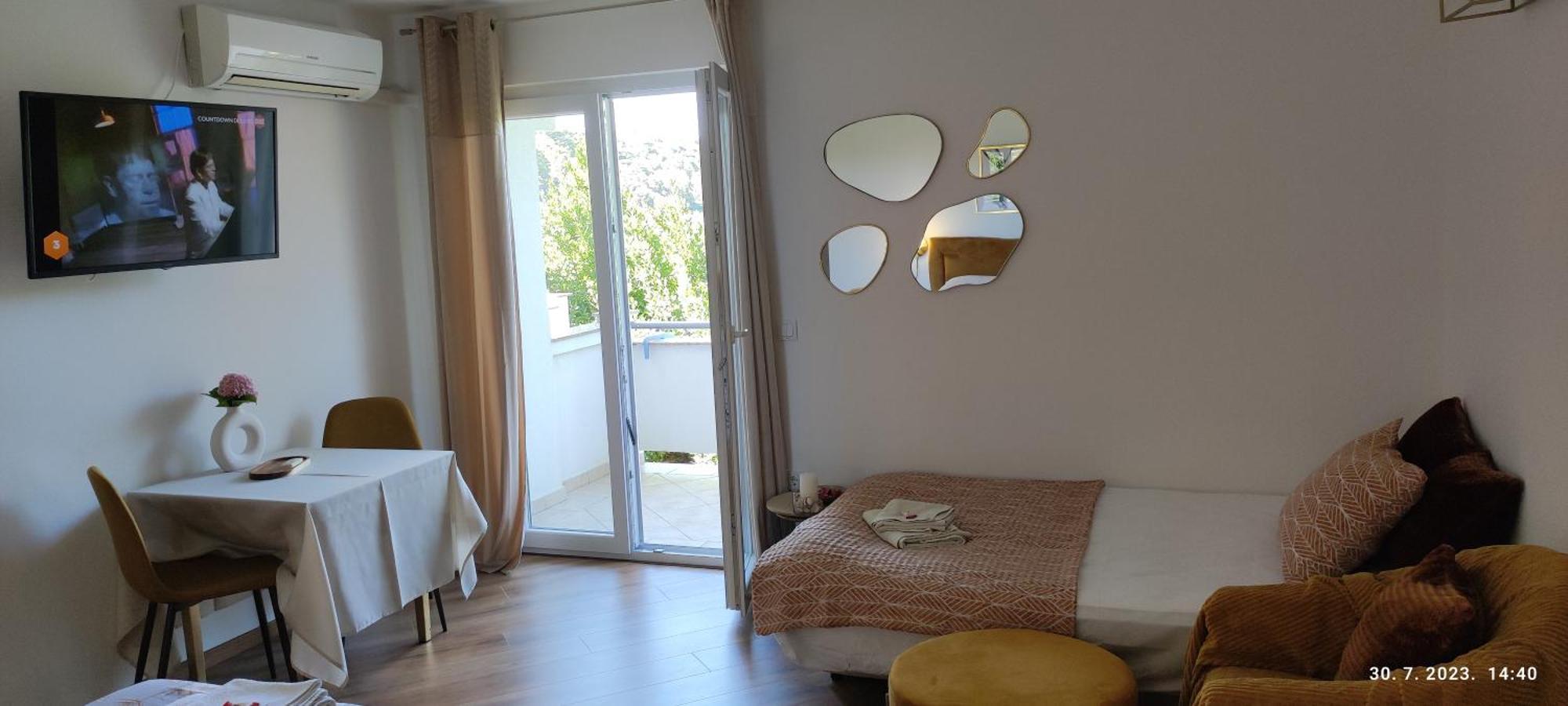 Riviera Rooms And Apartments Palit Esterno foto
