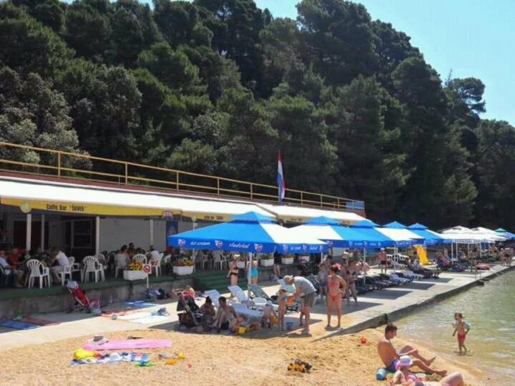 Riviera Rooms And Apartments Palit Esterno foto